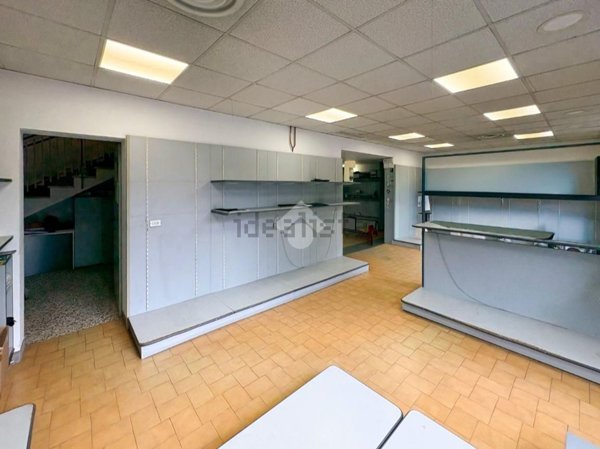 ufficio in vendita a Castelverde in zona Livrasco-Ossalengo