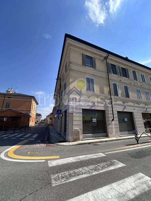 negozio in vendita a Castelverde in zona Livrasco-Ossalengo
