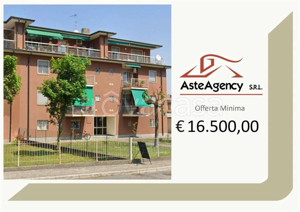 appartamento in vendita a Castelverde in zona Livrasco-Ossalengo