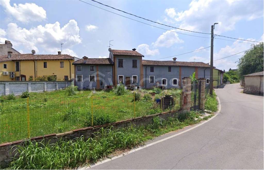 casa indipendente in vendita a Castelvisconti