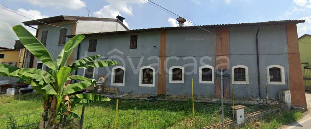 casa indipendente in vendita a Castelvisconti