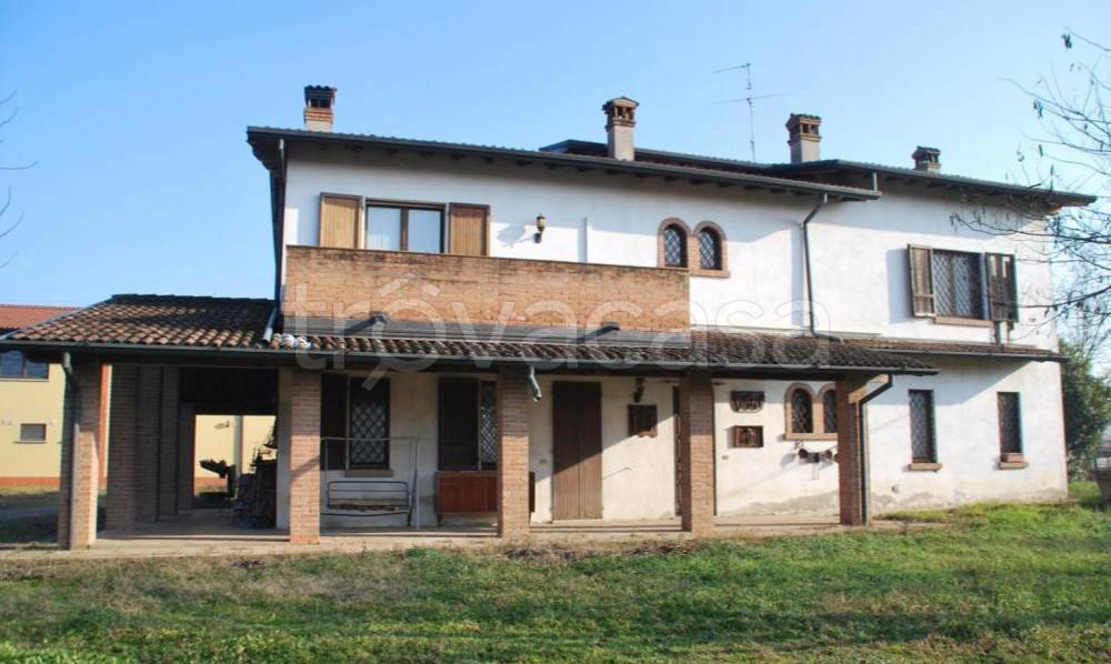 ufficio in vendita a Castelvisconti