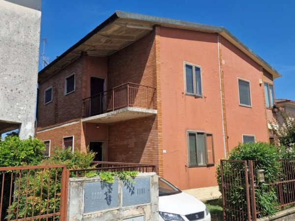 casa indipendente in vendita a Cella Dati