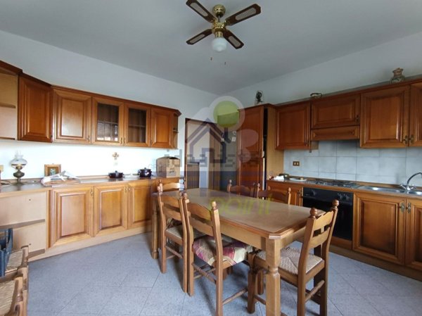 casa indipendente in vendita a Cella Dati