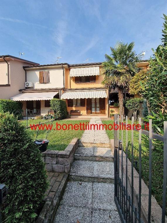 casa indipendente in vendita a Chieve