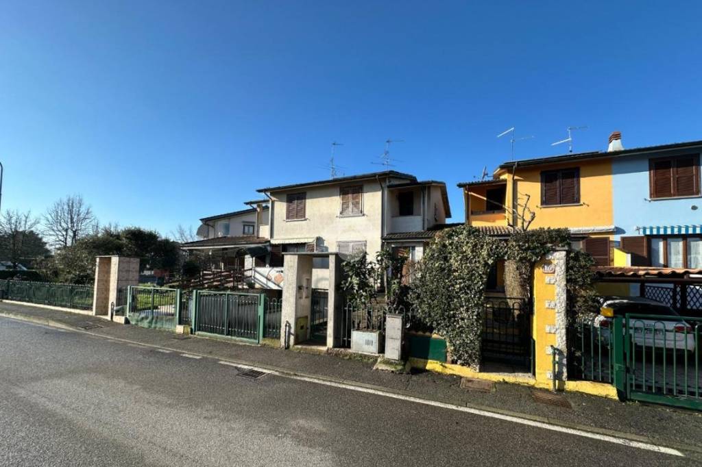 casa indipendente in vendita a Chieve
