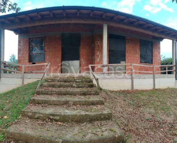 casa indipendente in vendita a Chieve