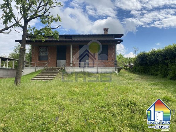 casa indipendente in vendita a Chieve