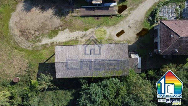 locale commerciale in vendita a Chieve