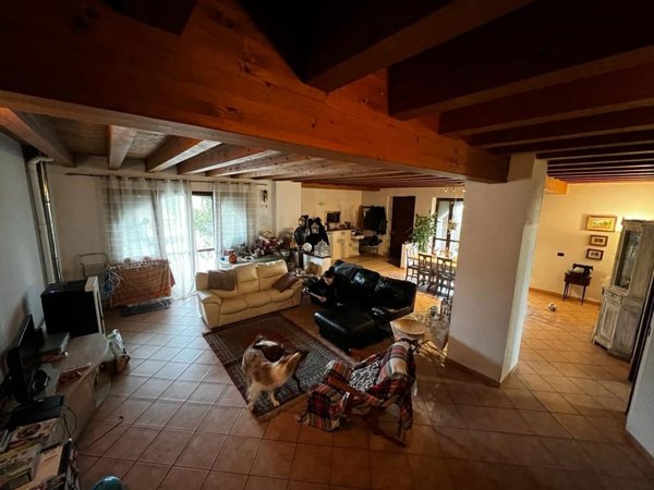 appartamento in vendita a Chieve