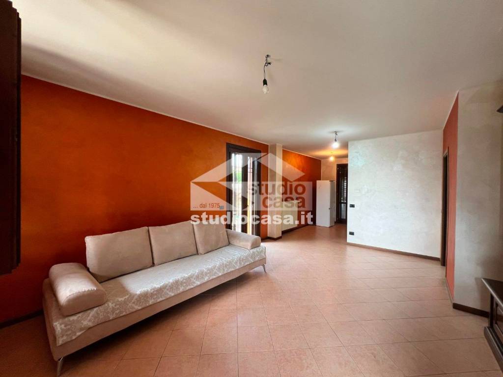 casa indipendente in vendita a Chieve