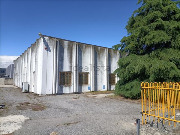 capannone in vendita a Chieve