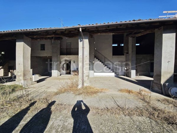 casa indipendente in vendita a Chieve