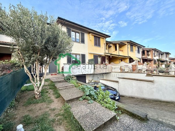 casa indipendente in vendita a Chieve