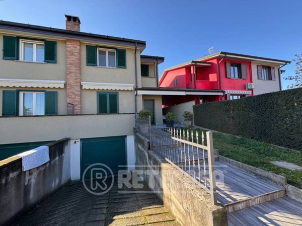 casa indipendente in vendita a Chieve