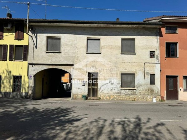 casa indipendente in vendita a Chieve