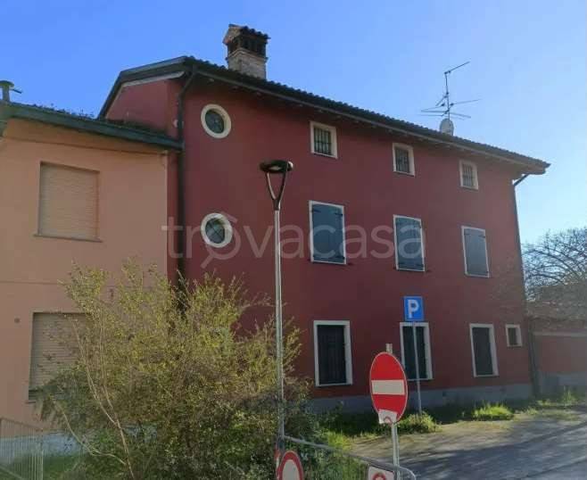 casa indipendente in vendita a Chieve