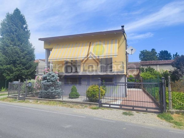 casa indipendente in vendita a Cicognolo