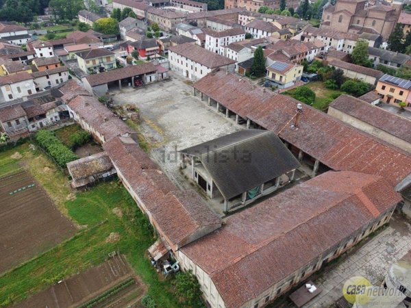 casale in vendita a Cicognolo
