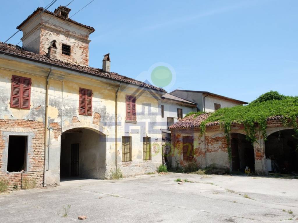 intera palazzina in vendita a Cingia de' Botti
