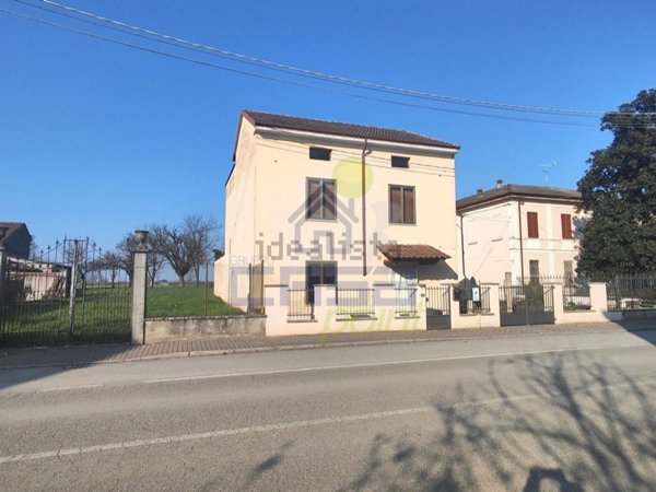 casa indipendente in vendita a Cingia de' Botti