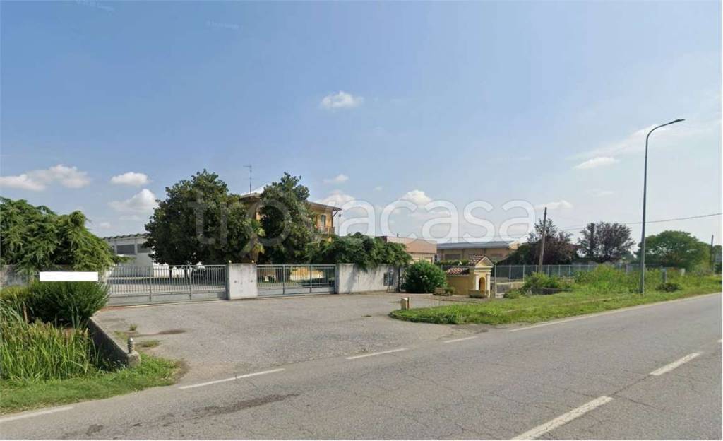 locale commerciale in vendita a Cingia de' Botti