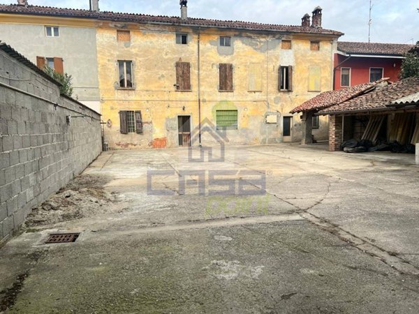 casa indipendente in vendita a Corte de' Cortesi con Cignone