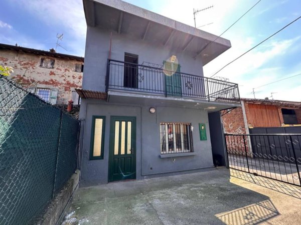 casa indipendente in vendita a Corte de' Cortesi con Cignone