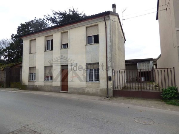 casa indipendente in vendita a Corte de' Frati