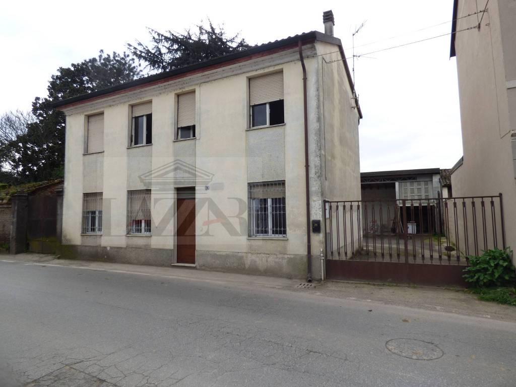 casa indipendente in vendita a Corte de' Frati