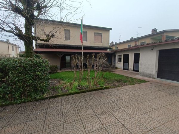 appartamento in vendita a Corte de' Frati