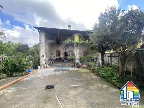 casa indipendente in vendita a Credera Rubbiano