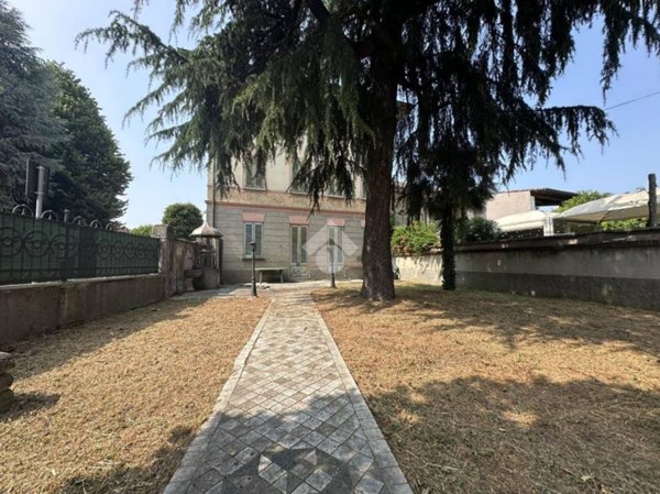 casa indipendente in vendita a Credera Rubbiano in zona Rubbiano