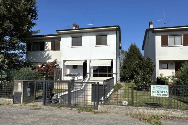 casa indipendente in vendita a Credera Rubbiano in zona Rovereto