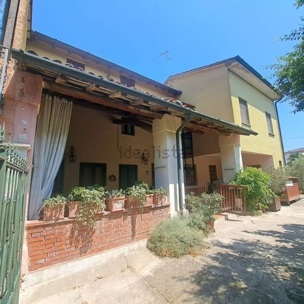 casa indipendente in vendita a Credera Rubbiano