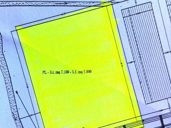 terreno edificabile in vendita a Credera Rubbiano