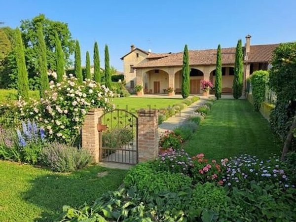 casa indipendente in vendita a Credera Rubbiano
