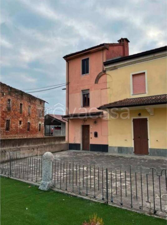 casa indipendente in vendita a Credera Rubbiano in zona Rubbiano