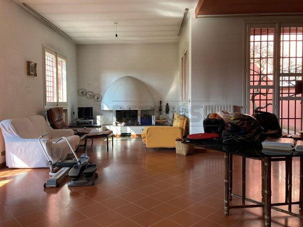 casa indipendente in vendita a Crema