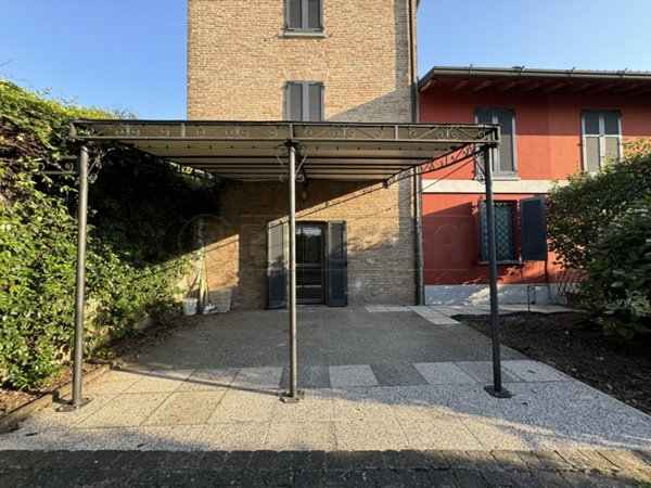 casa indipendente in vendita a Crema