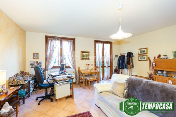 casa indipendente in vendita a Crema
