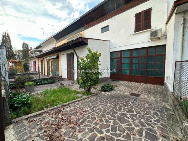 casa indipendente in vendita a Crema