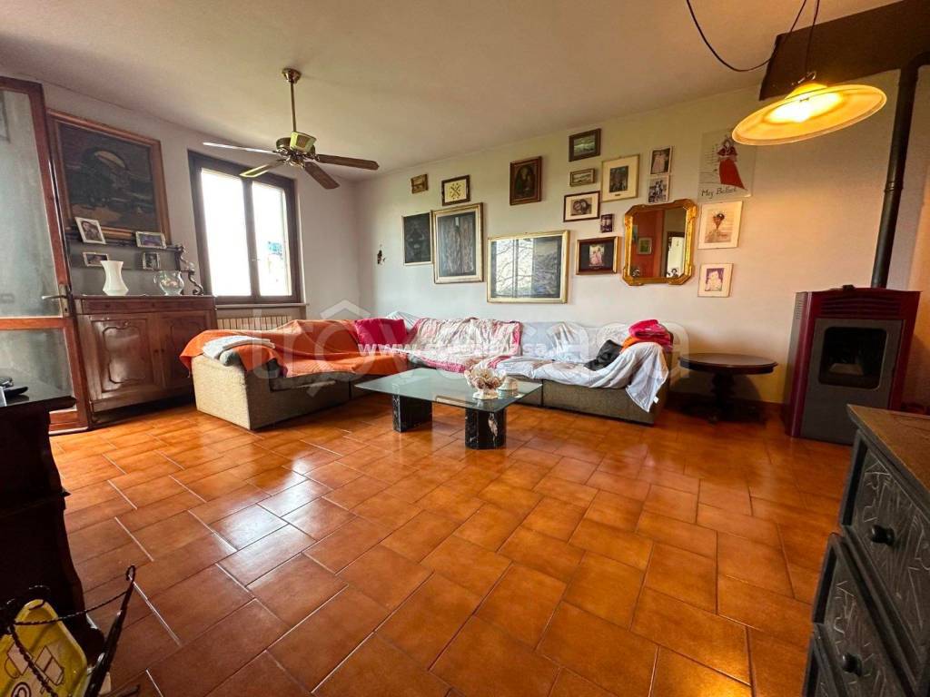 casa indipendente in vendita a Crema