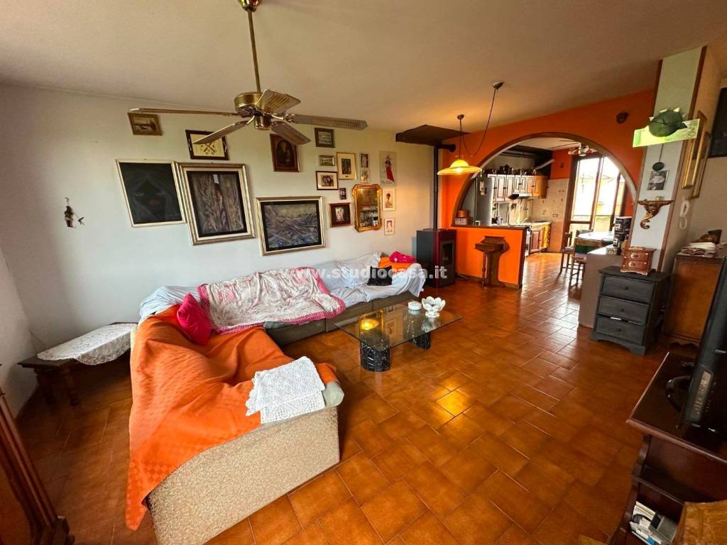 casa indipendente in vendita a Crema in zona San Bernardino