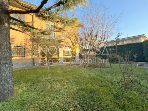 casa indipendente in vendita a Crema