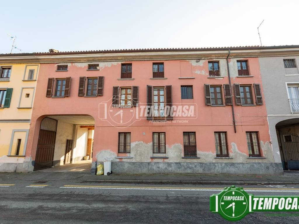 intera palazzina in vendita a Crema