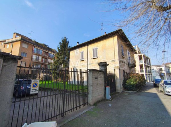 casa indipendente in vendita a Crema