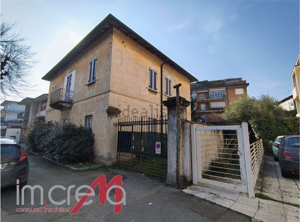 casa indipendente in vendita a Crema