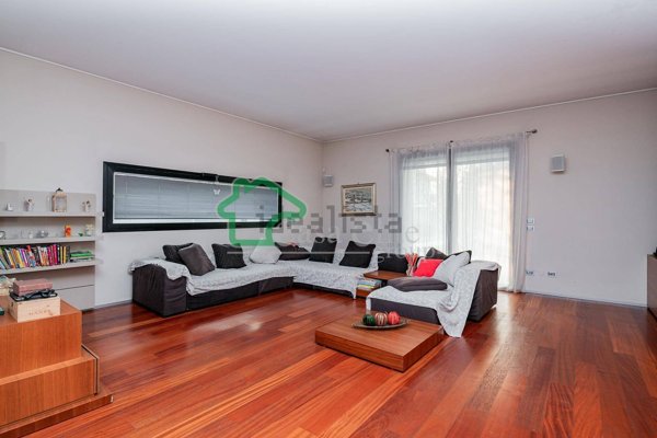 casa indipendente in vendita a Crema