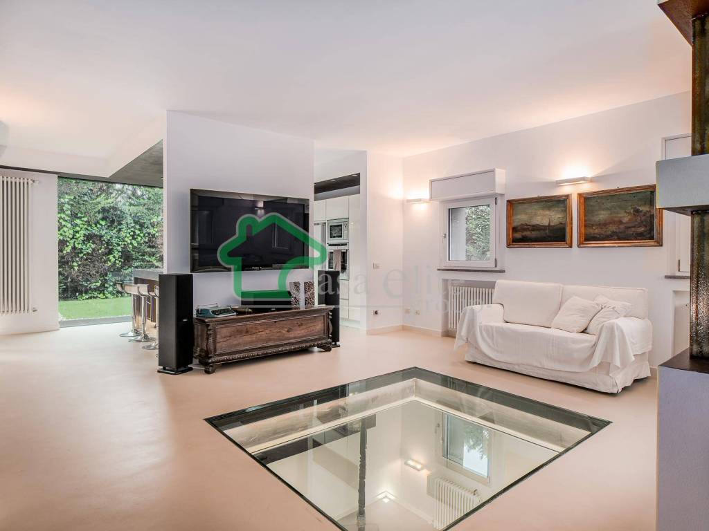 casa indipendente in vendita a Crema in zona San Bernardino